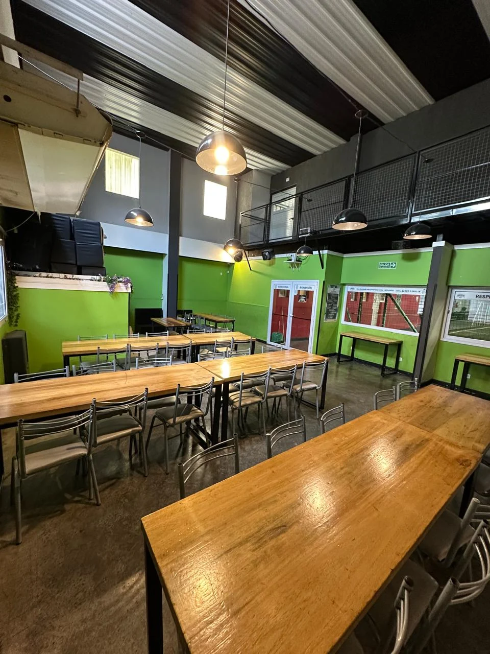 Bufet y cafetería